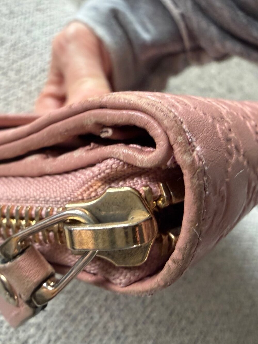 Gucci Long Pink Zippy Vintage Leather Wallet 7.5"x4" - Picture 7 of 14
